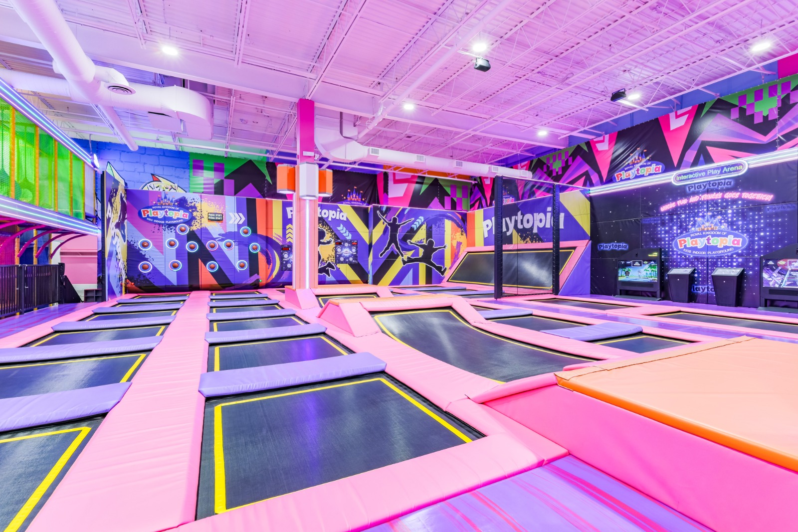 Safe jumping environment for ages 1 to 17 years.